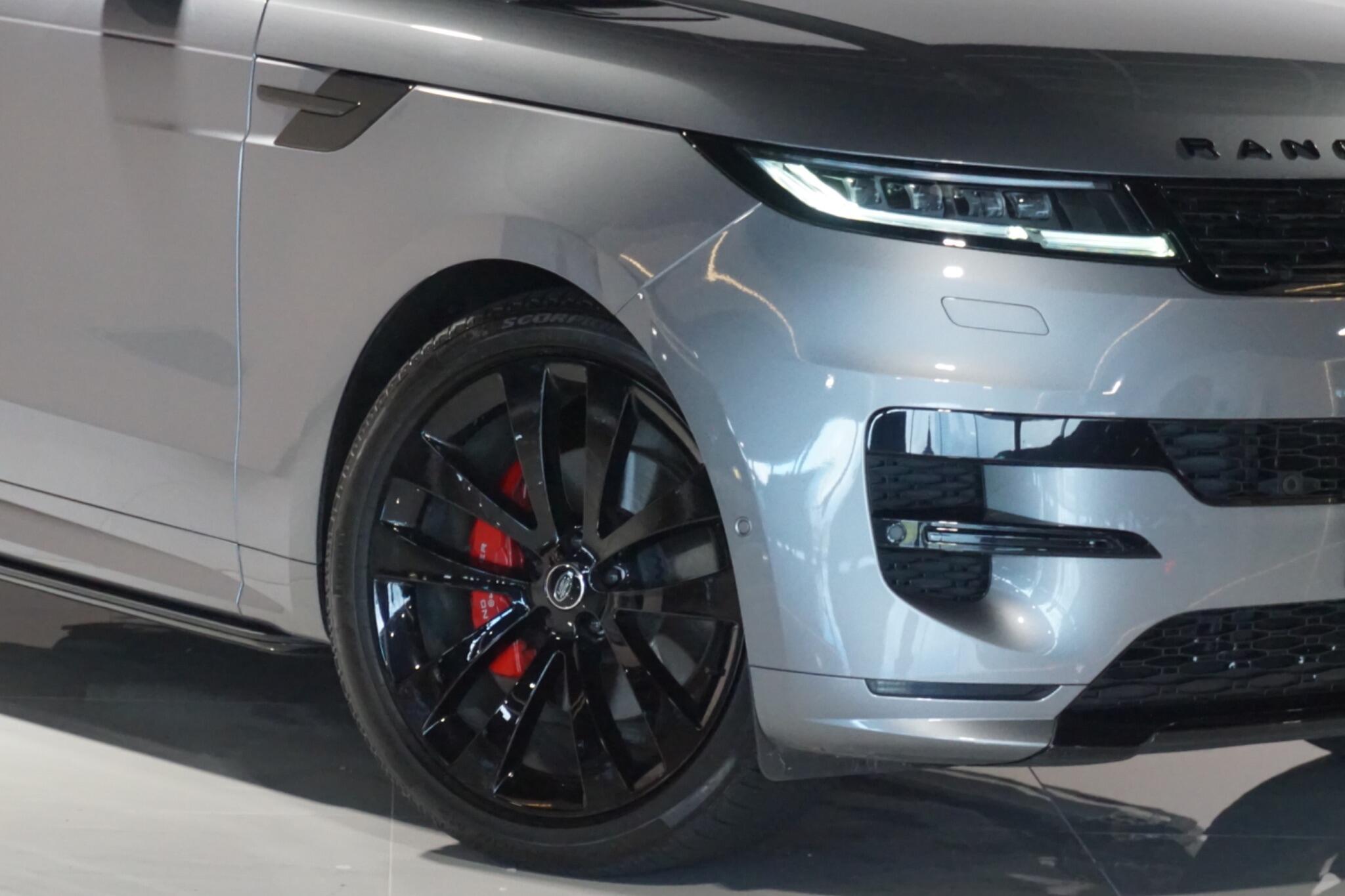 Land Rover Range Rover Sport 3.0 D300 MHEV Dynamic SE SUV 5dr Diesel Auto 4WD Euro 6 (s/s) (300 ps)